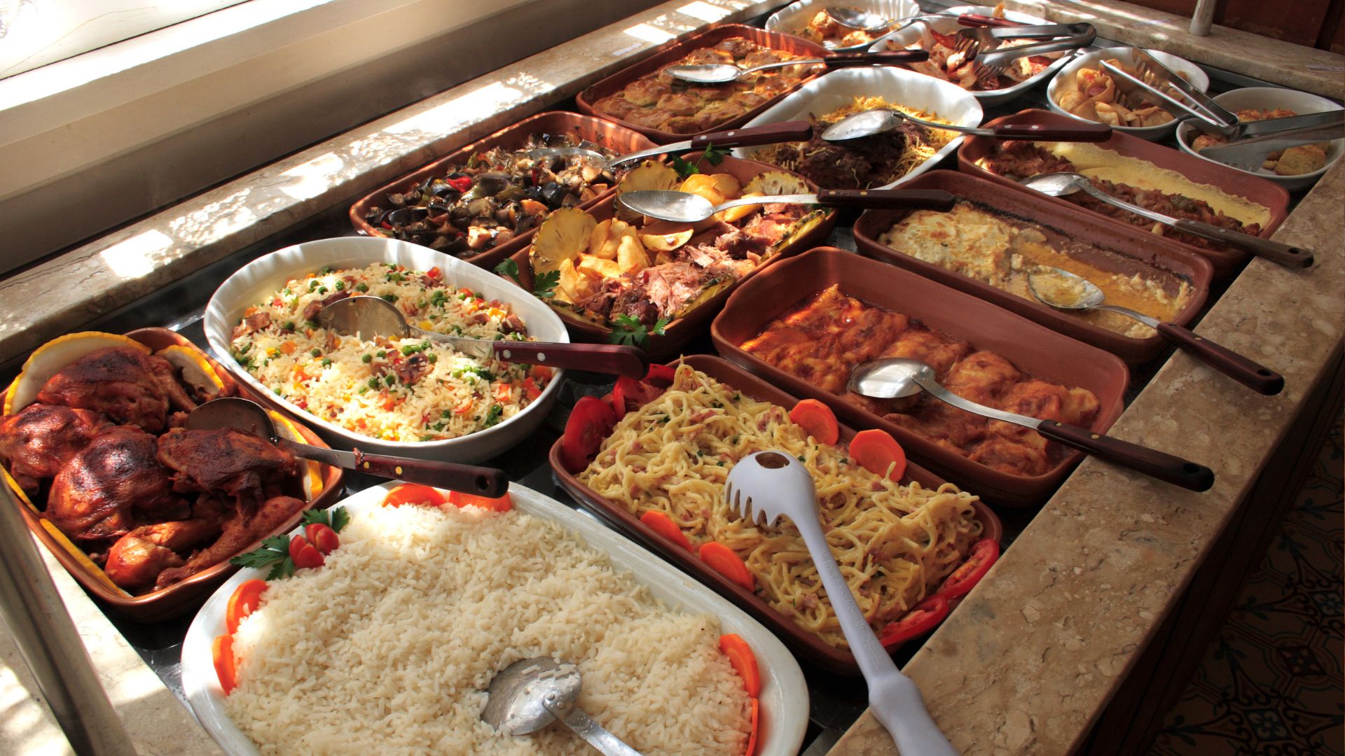 อาหารบุฟเฟ่