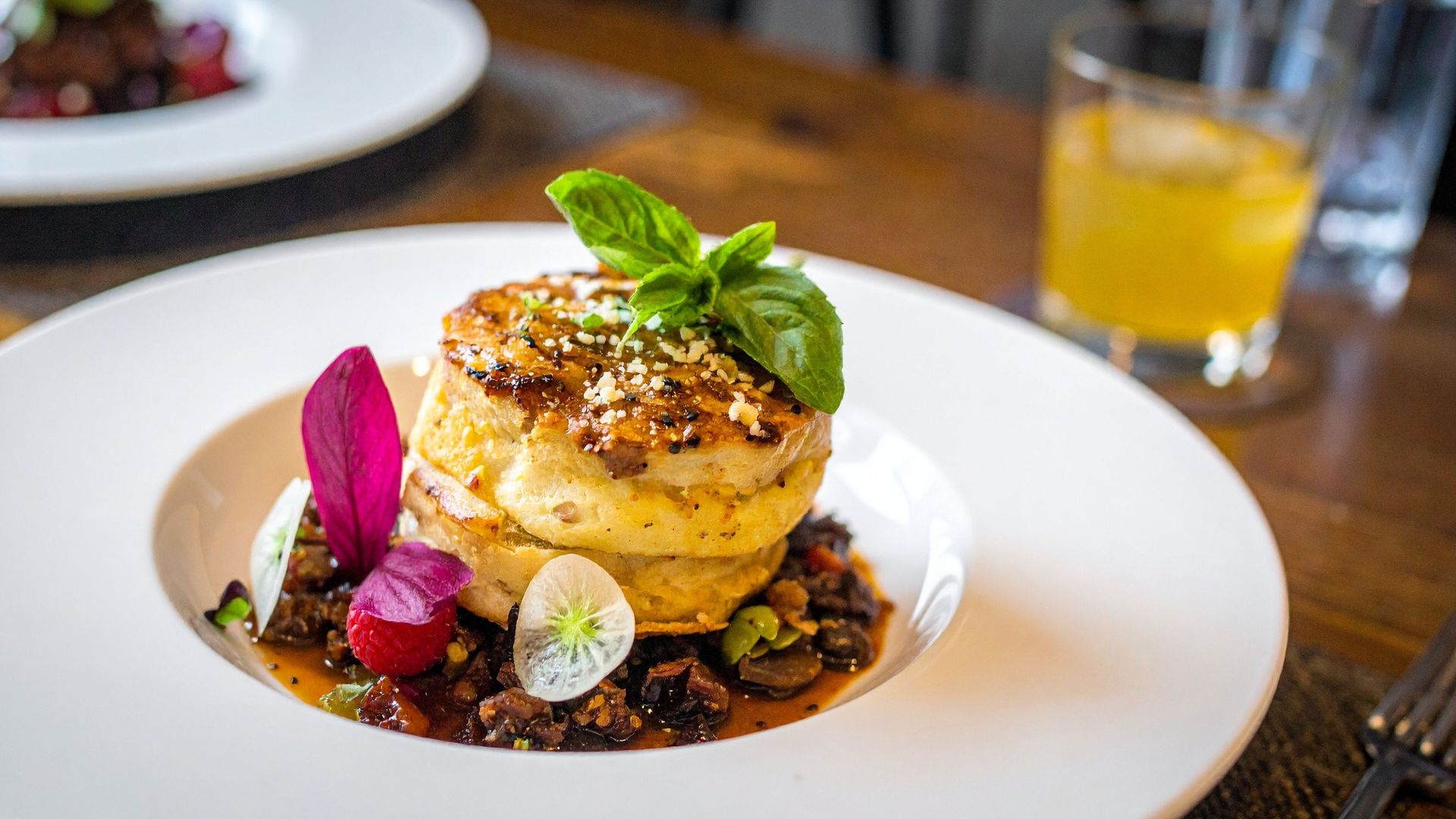 เซลมอลอบเนย