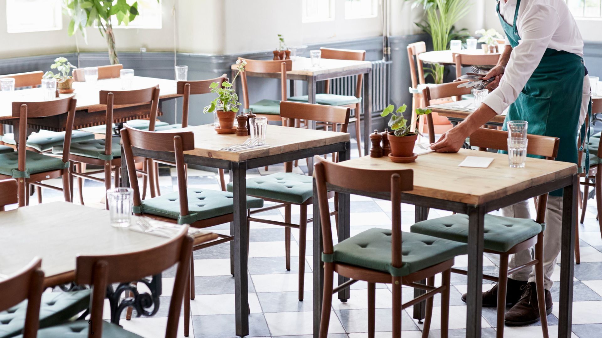 จองโต๊ะสำหรับ 2 ท่าน